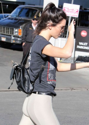 Kendall Jenner - Shopping at Leica Store and Gallery in Los Angeles