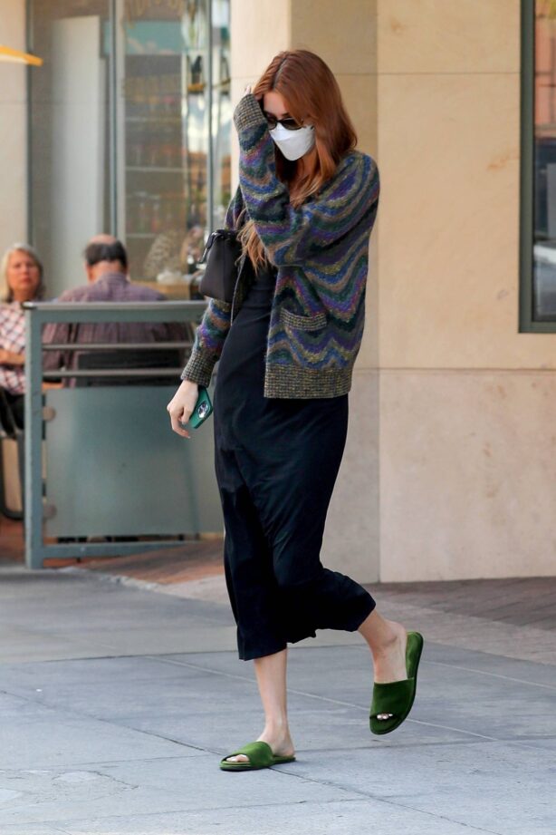 Kendall Jenner - With boyfriend Devin Booker running errands in Beverly Hills
