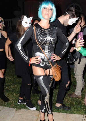 Kendra Wilkinson - MAXIM Magazine's Official Halloween Party in Beverly Hills