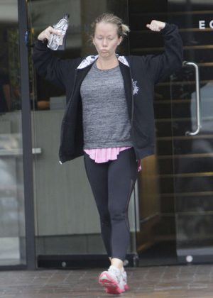 Kendra Wilkinson out in Los Angeles