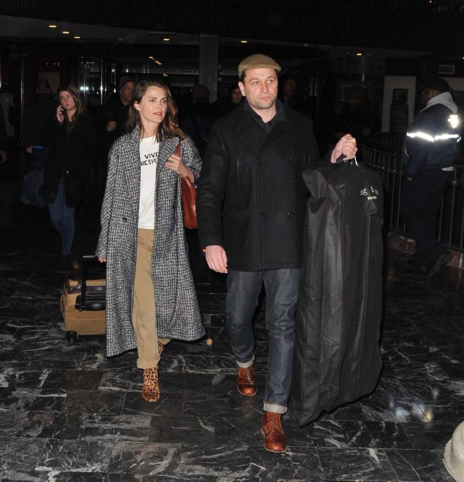 Keri Russell and husband Matthew Rhys - Arrives in Washington