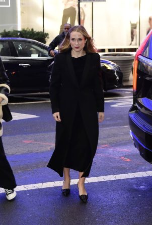 Kerry Condon - Stepping out in Midtown Manhattan
