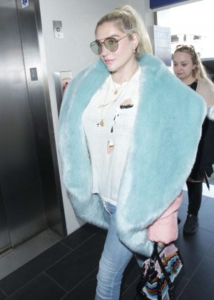 Kesha at LAX International Airport in LA