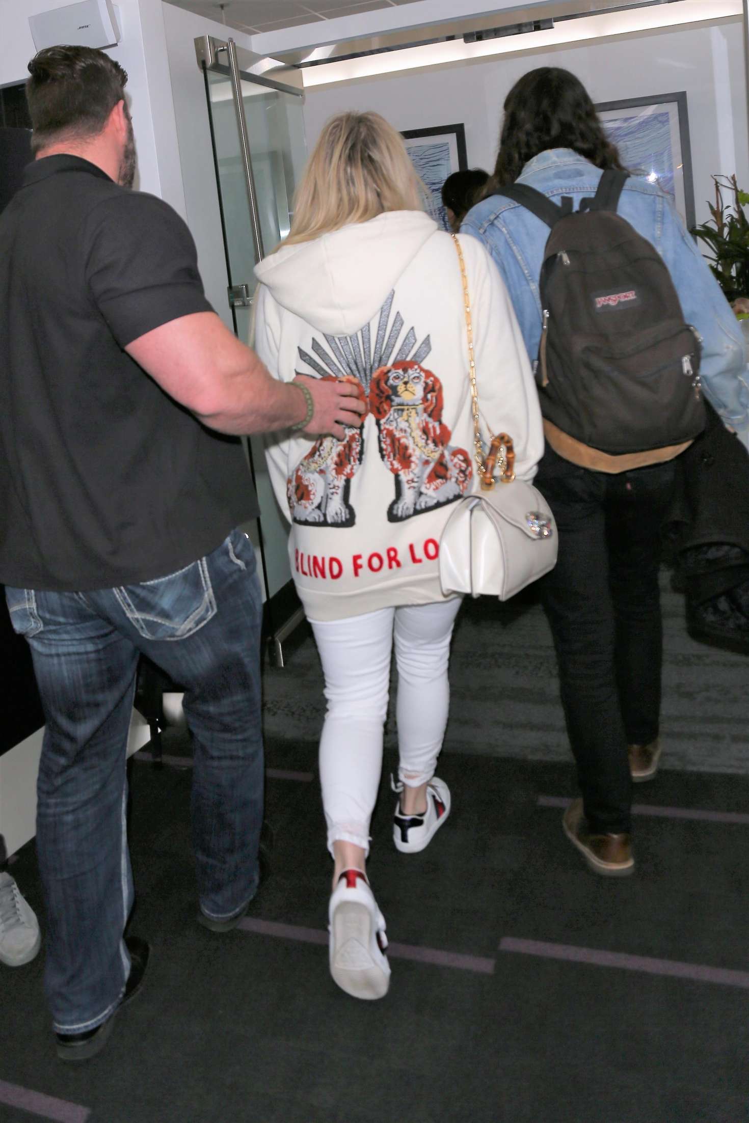 Kesha 2018 : Kesha with her boyfriend Brad Ashenfelter at LAX airport -06