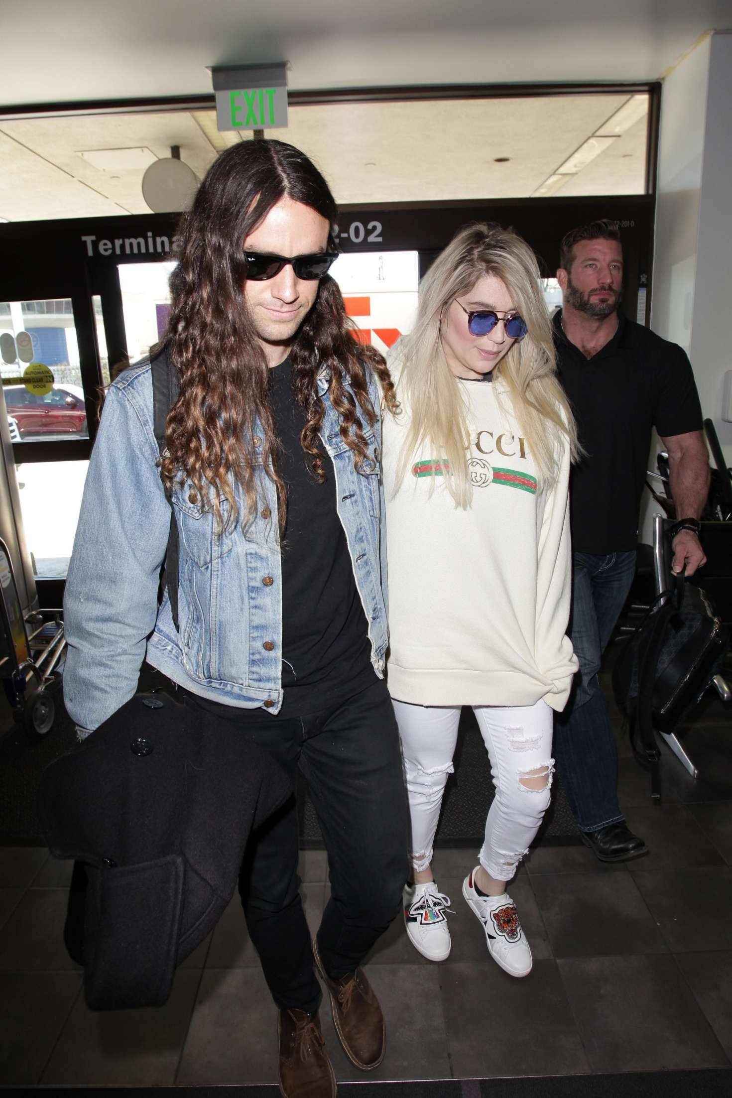 Kesha 2018 : Kesha with her boyfriend Brad Ashenfelter at LAX airport -12