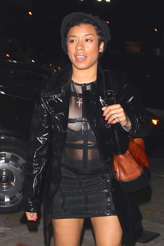 Keyshia Cole in Mini Skirt at Craig's in West Hollywood