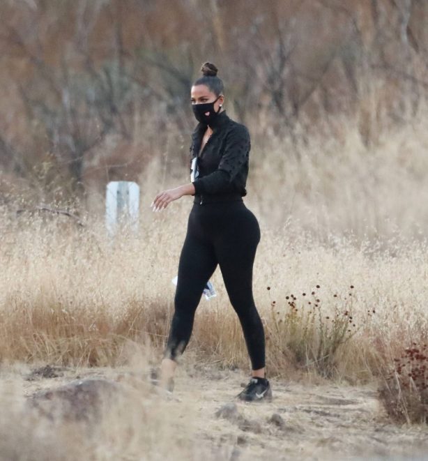 Khloé Kardashian - spotted on a hike with Tristan Thompson in Malibu Hills
