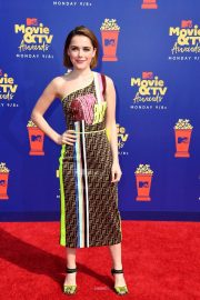 Kiernan Shipka - Red Cartpet at 2019 MTV Movie and TV Awards in Santa Monica