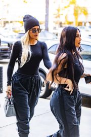 Kim and Khloe Kardashian - Visit Cryohealthcare medical center in Los Angeles