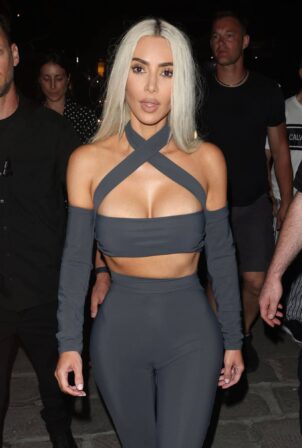 Kim Kardashian - arrives at a restaurant in Portofino