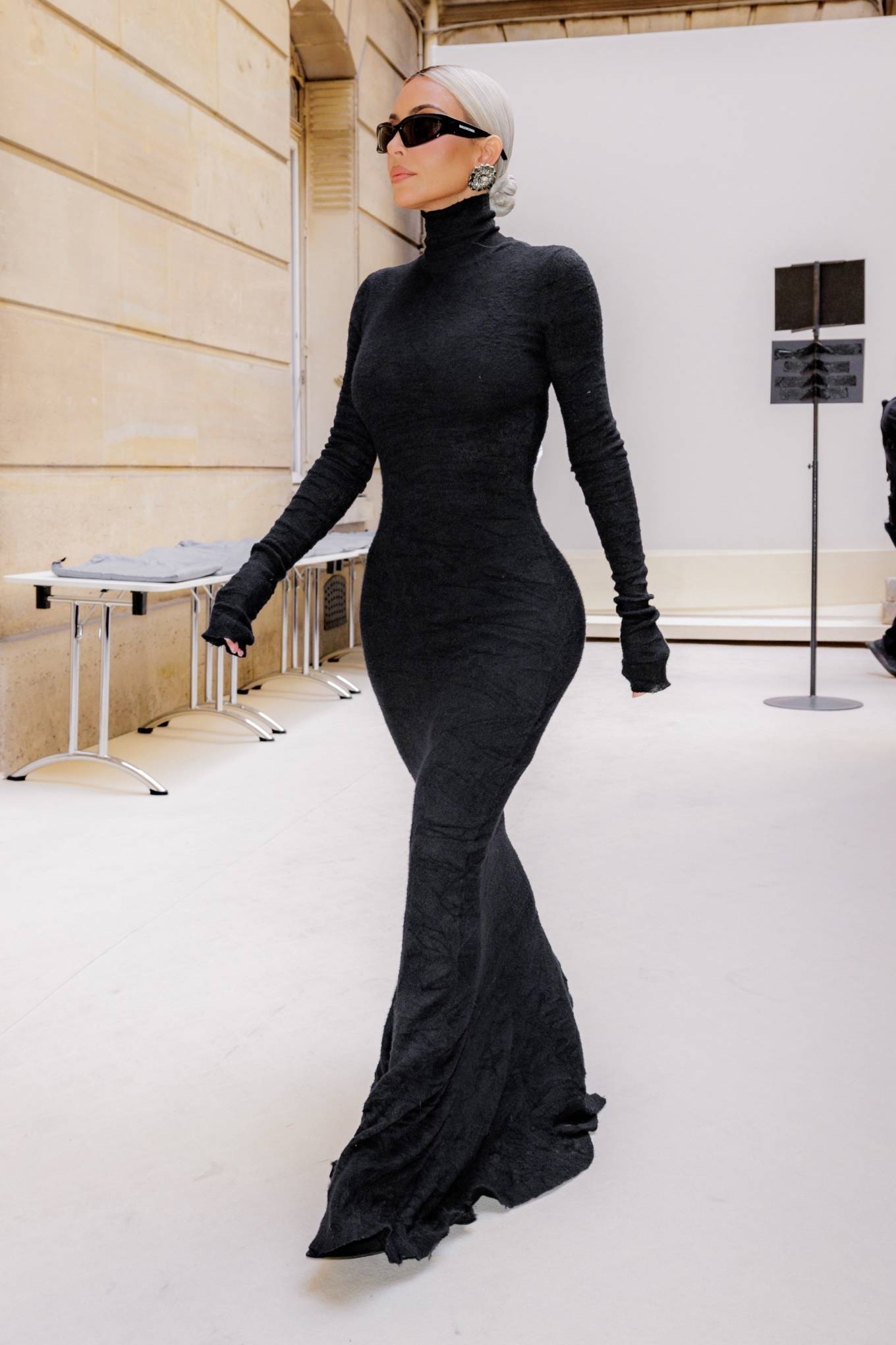 Kim Kardashian - Arrives at the Balenciaga F-W 2022-2023 Haute-Couture ...