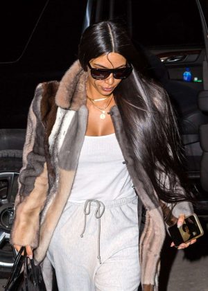 Kim Kardashian Arrives in NYC