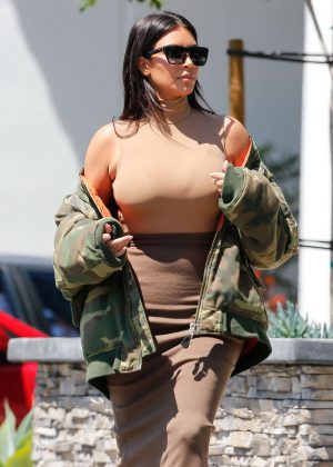 Kim Kardashian at Epione Skin Care in Beverly Hills