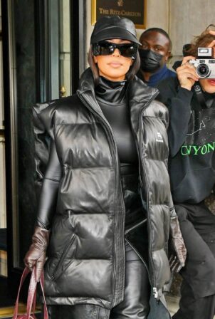 Kim Kardashian - heads to the second day of SNL rehearsal in New York