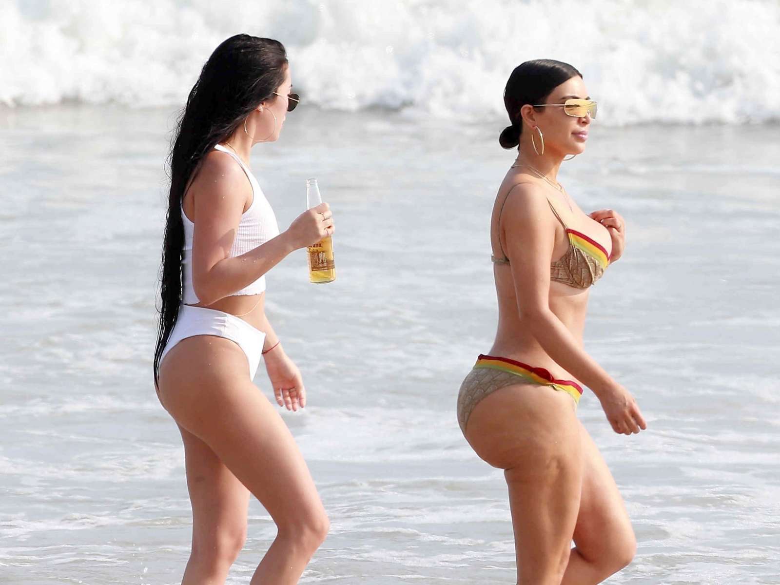 Kim Kardashian Flaunts Bikini Bod Booty On Vacation