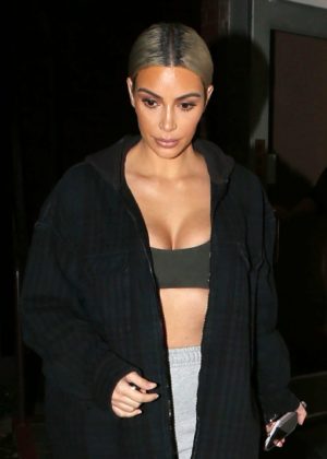 Kim Kardashian - Leaves the studio in Los Angeles