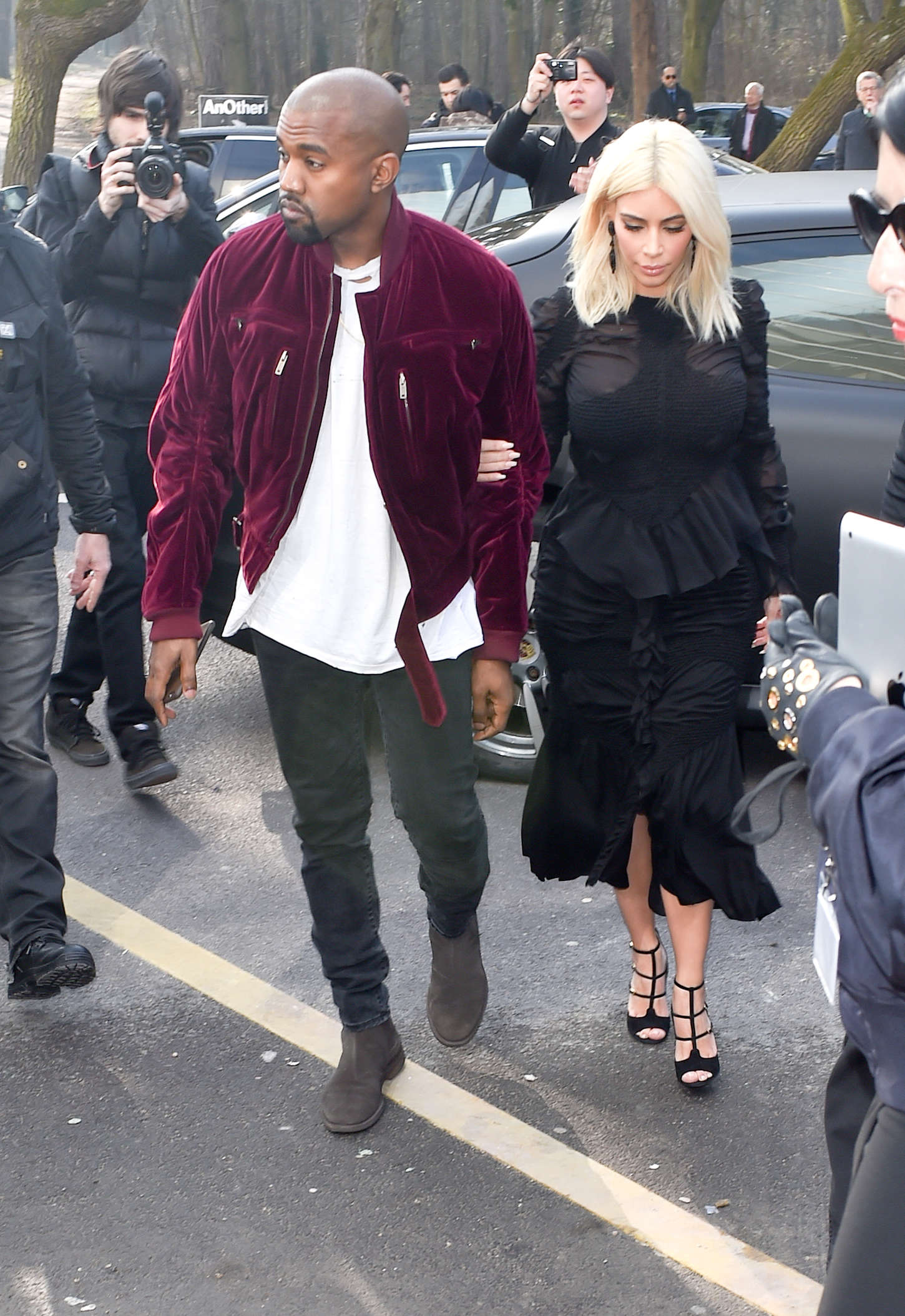 Kim Kardashian: Louis Vuitton Fashion Show 2015 -06 | GotCeleb