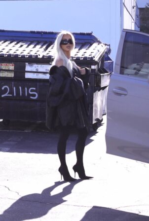 Kim Kardashian - On a photoshoot in Los Angeles