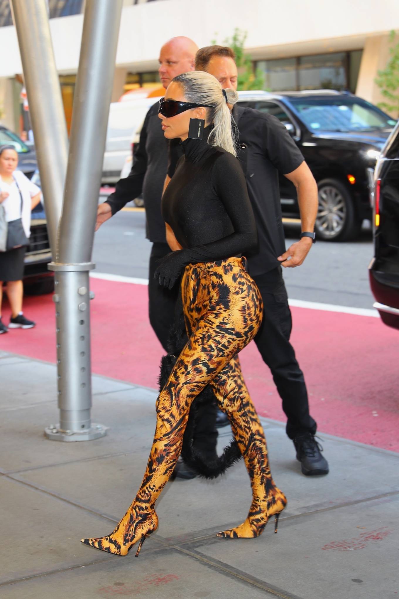 Kim Kardashian 2022 : Kim Kardashian – Pictured outside at GMA in New York City-16