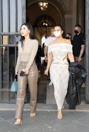 Kim Kardashian - seen at the Vatican in Rome