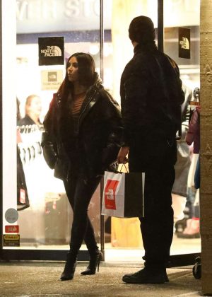 Kim Kardashian – Shopping in Aspen | GotCeleb