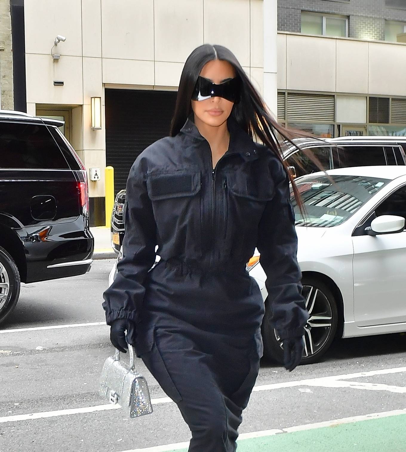 Kim Kardashian 2021 : Kim Kardashian – steps out in head-to-toe Balenciaga as she heads out in New York City-04