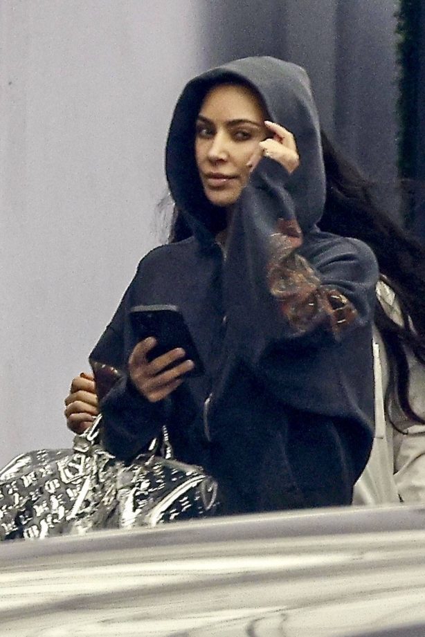 Kim Kardashian - Stops by Dr. Diamond clinic in Beverly Hills