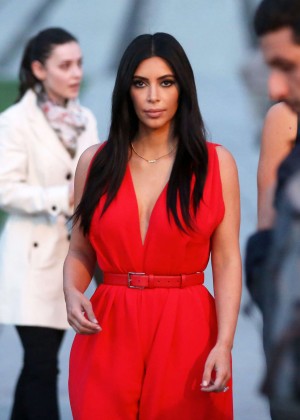 Kim Kardashian - Visiting the Armenian Genocide Memorial in Yerevan