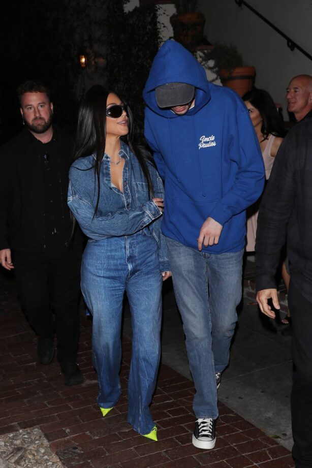 Kim Kardashian - With Pete Davidson on dinner date at A.O.C. restaurant in Los Angeles