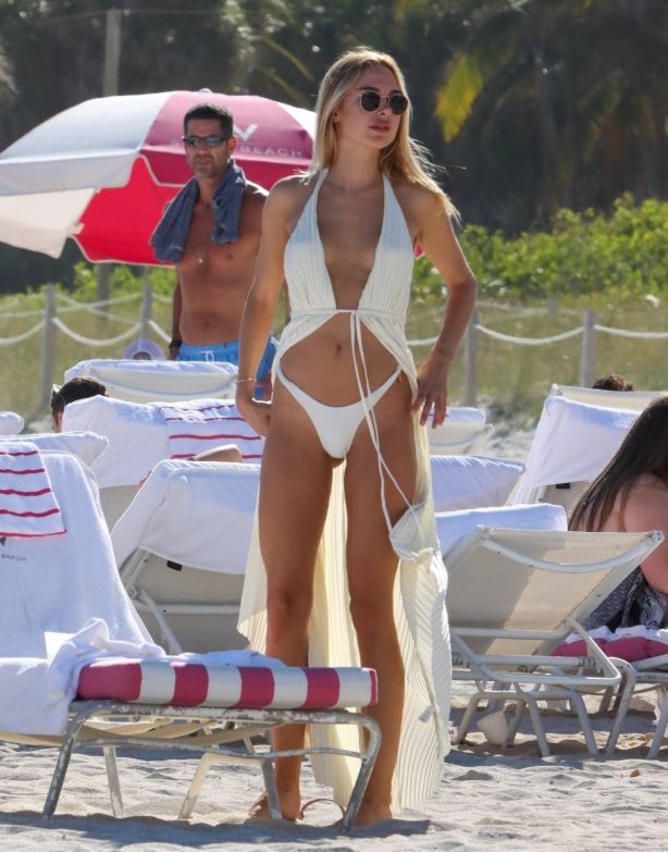 Kimberley Garner - Pictured on the beaches of Miami