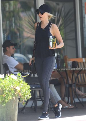 Kimberly Stewart - Out in Beverly Hills