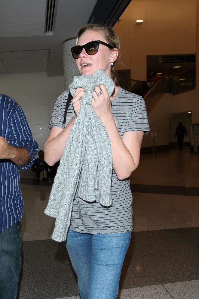 Kirsten Dunst in Jeans at LAX Airport in LA