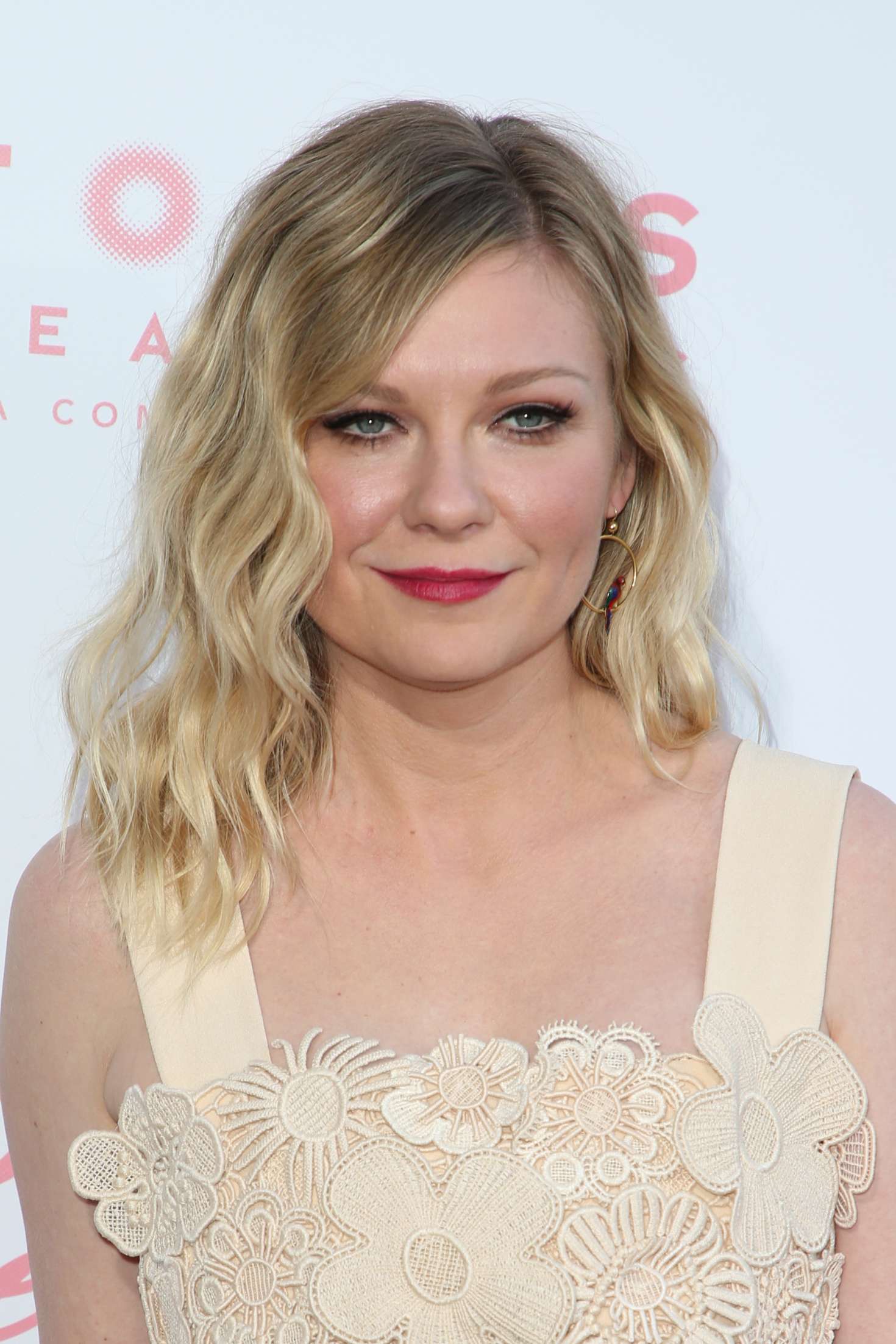 Kirsten Dunst The Beguiled Premiere In Los Angeles 40 Gotceleb