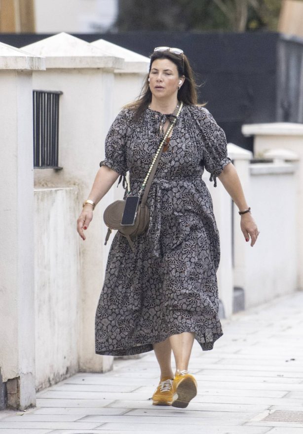 Kirstie Allsopp - Seen as she walked through Notting Hill