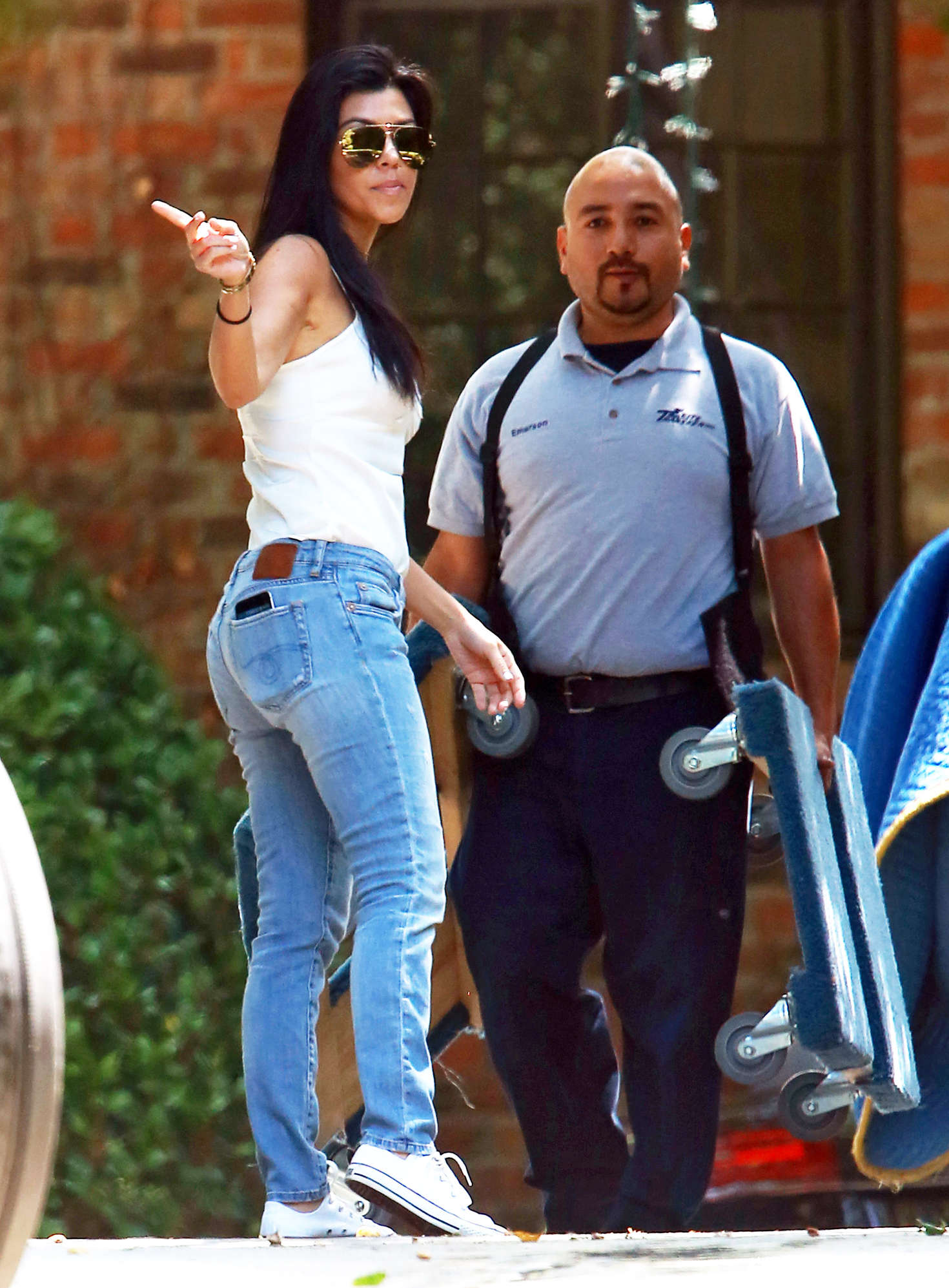Kourtney Kardashian in Jeans -19 – GotCeleb