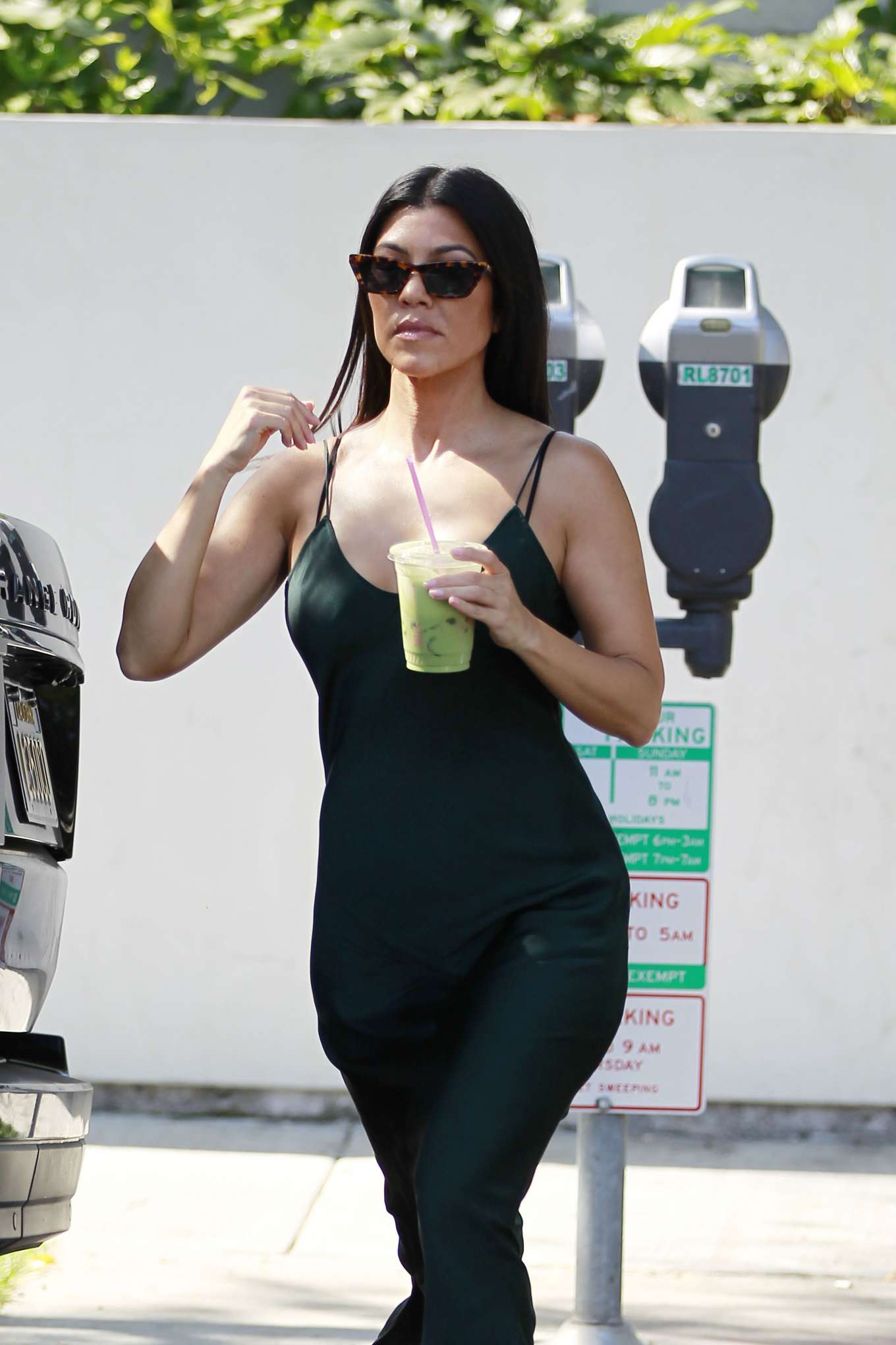 Kourtney Kardashian â€“ Spotted out for a shopping spree in West Hollywood