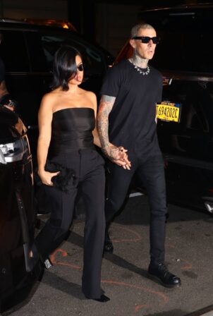 Kourtney Kardashian - With Travis Barker out for dinner in New York