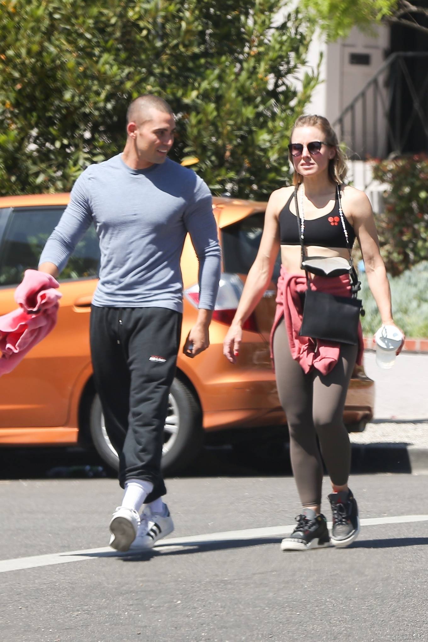 Kristen Bell 2021 : Kristen Bell – Arrives at gym in Los Feliz-02