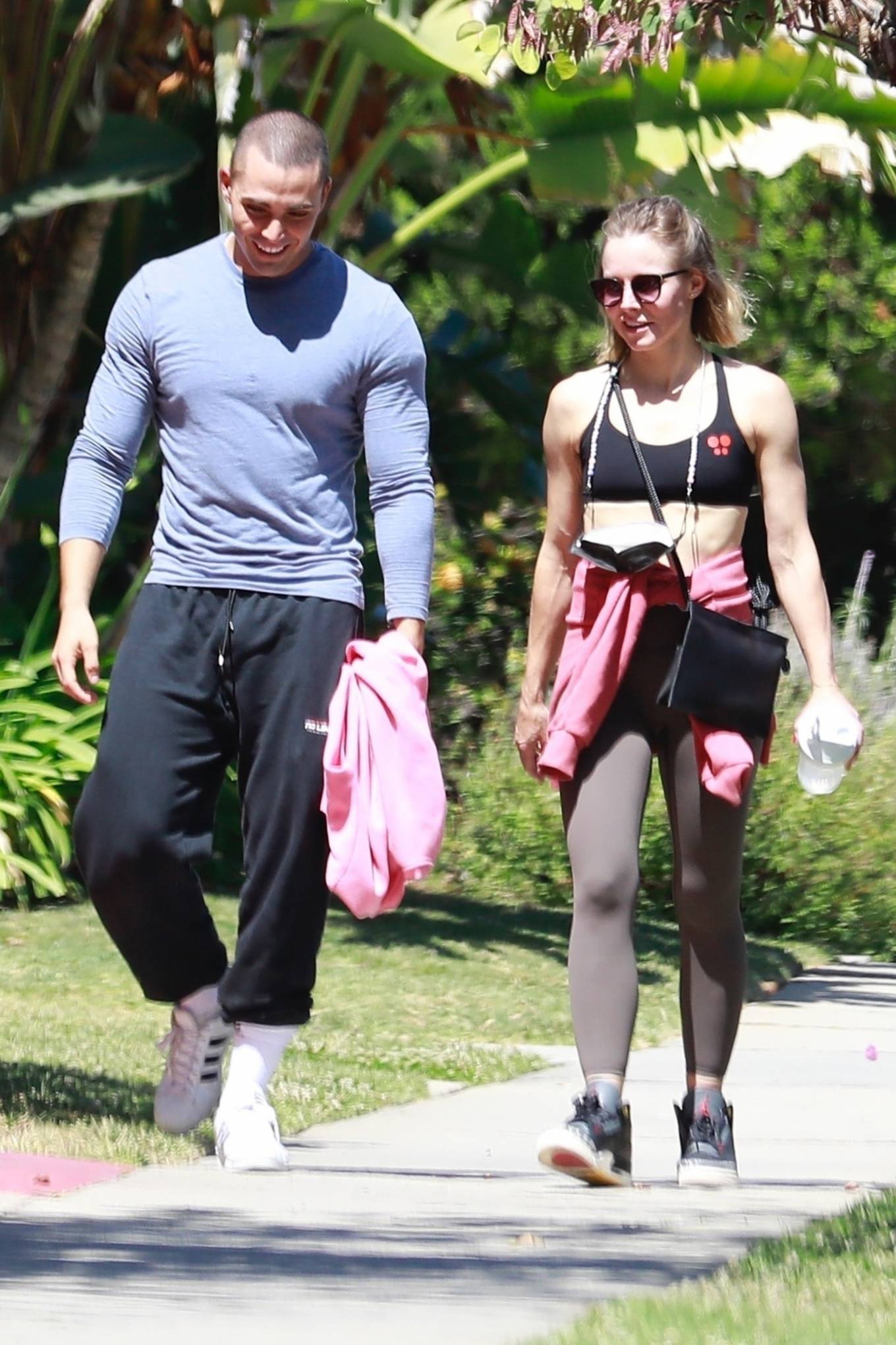 Kristen Bell 2021 : Kristen Bell – Arrives at gym in Los Feliz-06