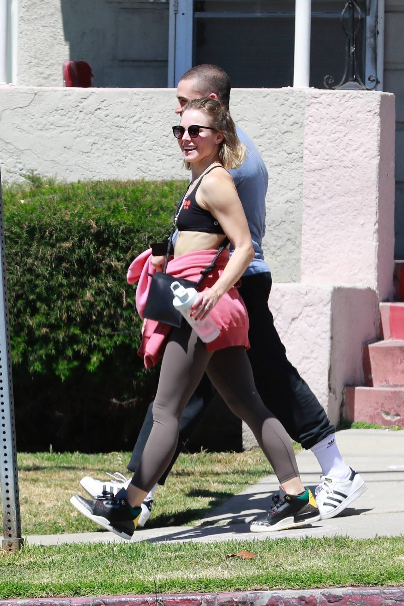 Kristen Bell 2021 : Kristen Bell – Arrives at gym in Los Feliz-08
