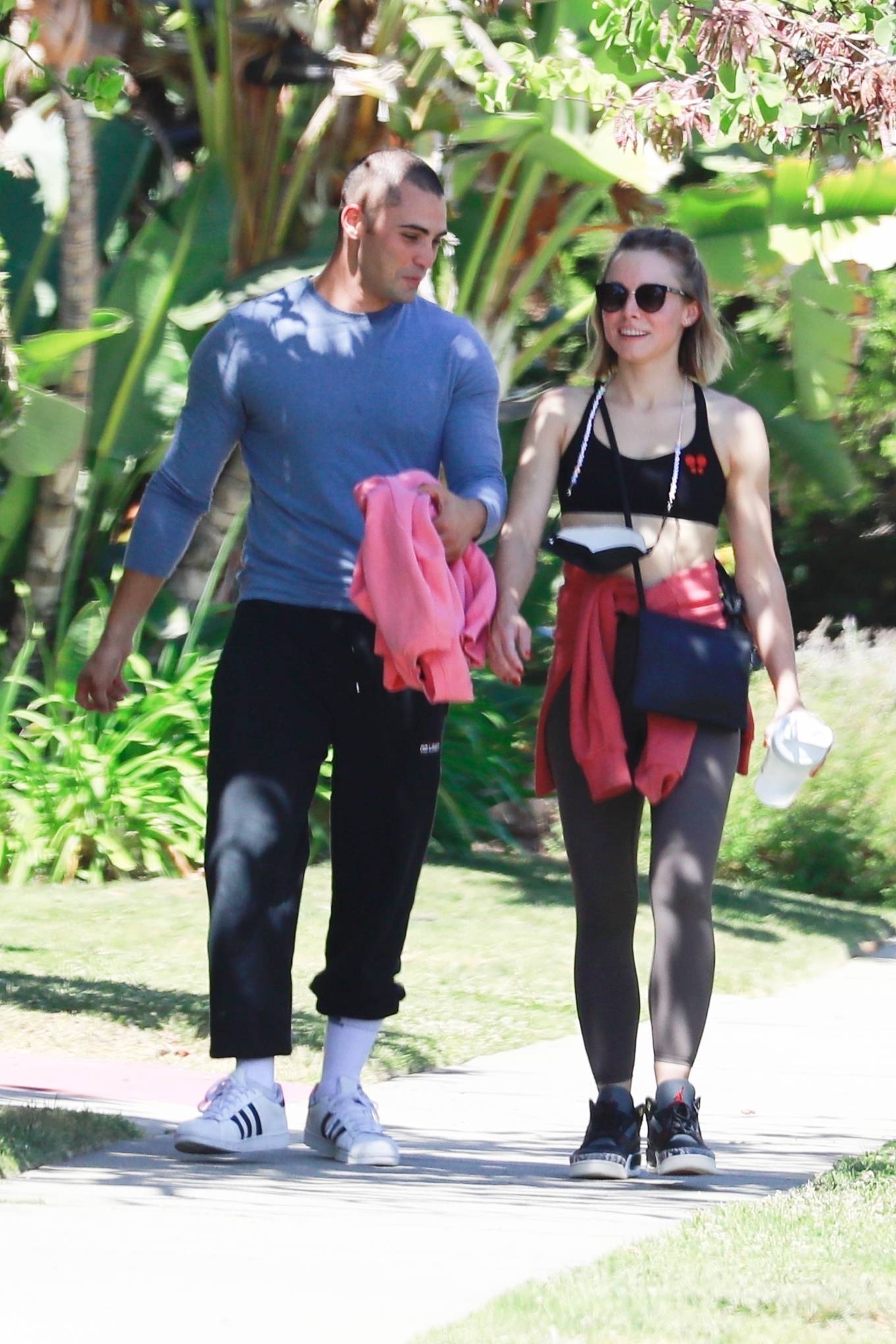 Kristen Bell 2021 : Kristen Bell – Arrives at gym in Los Feliz-22
