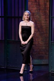 Kristen Bell - On 'Late Night with Seth Meyers' in New York City