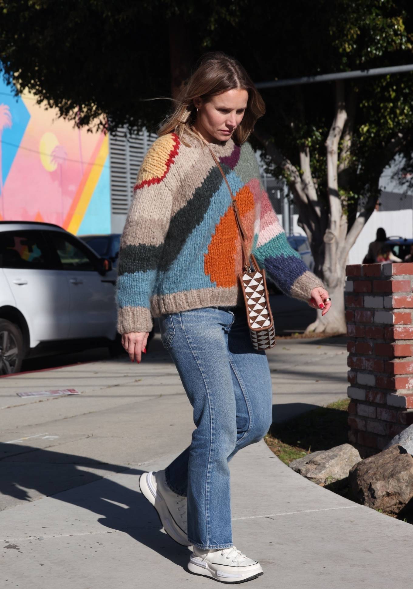 Kristen Bell 2023 : Kristen Bell – Out for a walk in Los Feliz-08