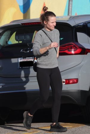 Kristen Bell - Out in Los Angeles