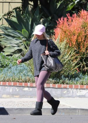 Kristen Bell - Out in Los Angeles