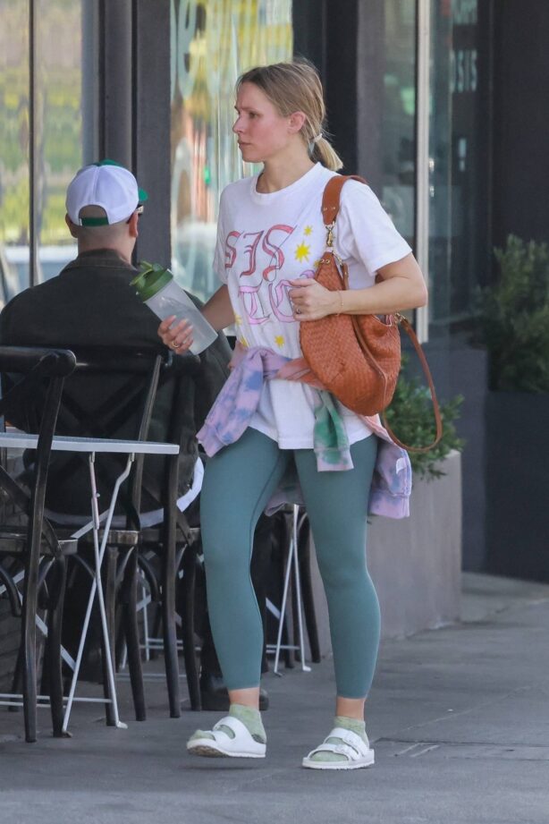 Kristen Bell - Seen after workout at Los Feliz gym
