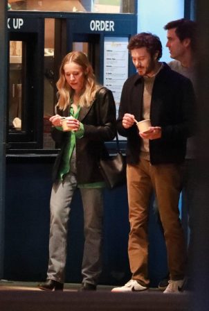 Kristen Bell - With Adam Brody filming untitled Erin Foster Netflix comedy series in L.A