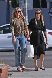 Kristen Dunst - Shopping with a friend in West Hollywood