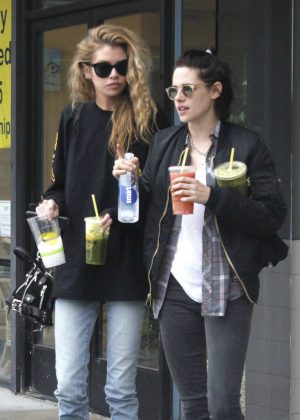Kristen Stewart and Stella Maxwell - Grab Smoothies in Silverlake
