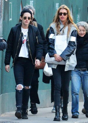 Kristen Stewart and Stella Maxwell Out Shopping in NYC